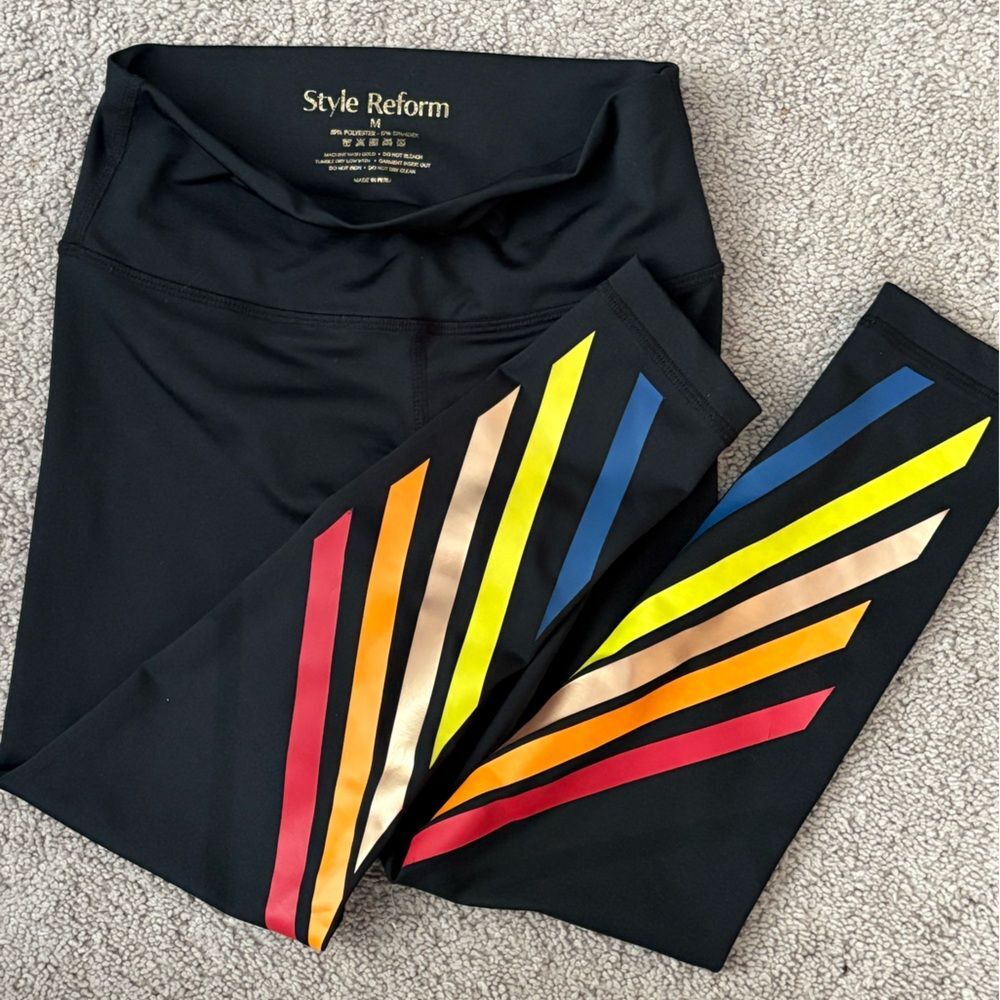 Style Reform X Exhale Black Color Stripe Women’s Leggings Size Medium